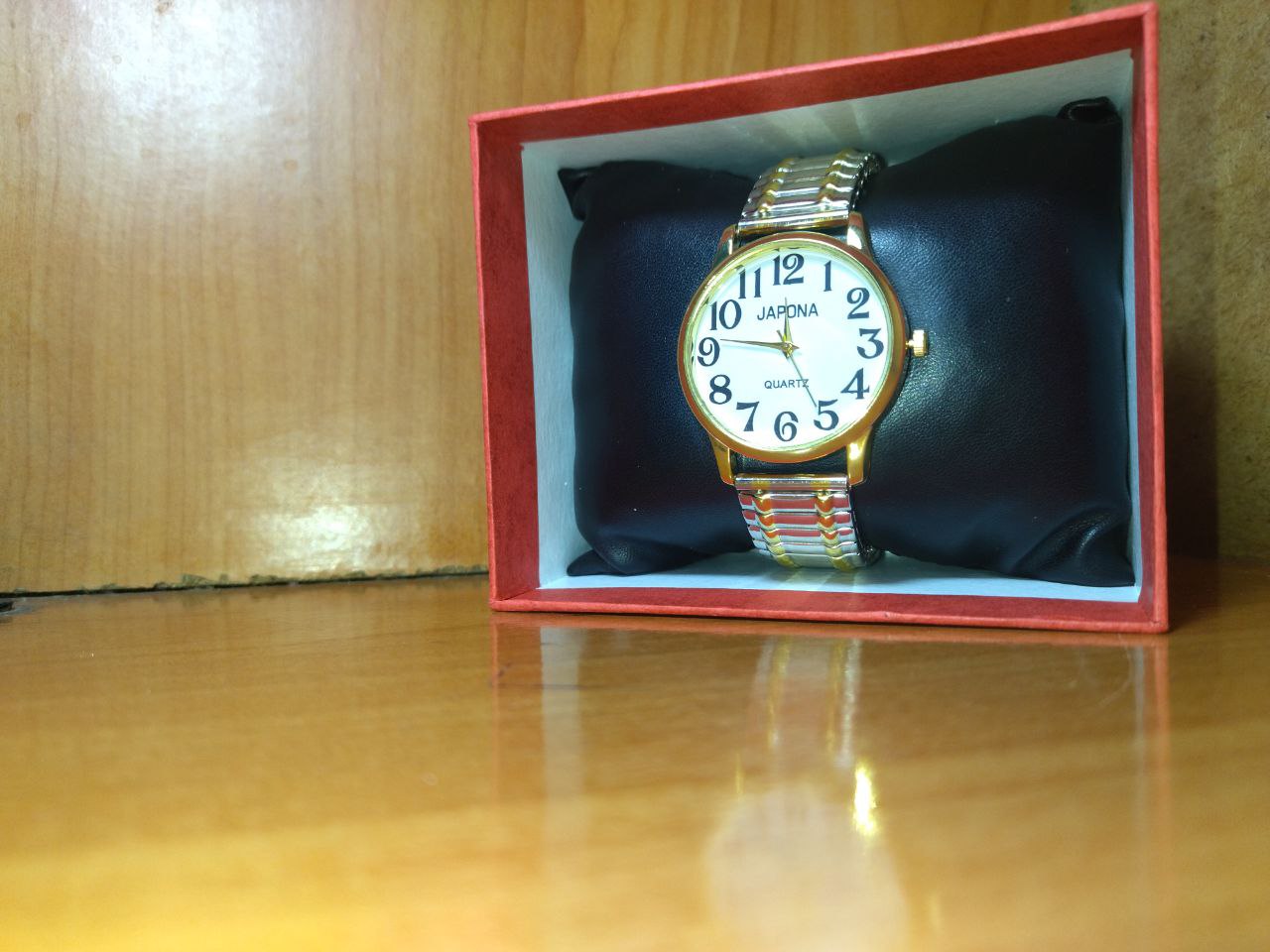 ساعة الزمن الجميل للوالدين