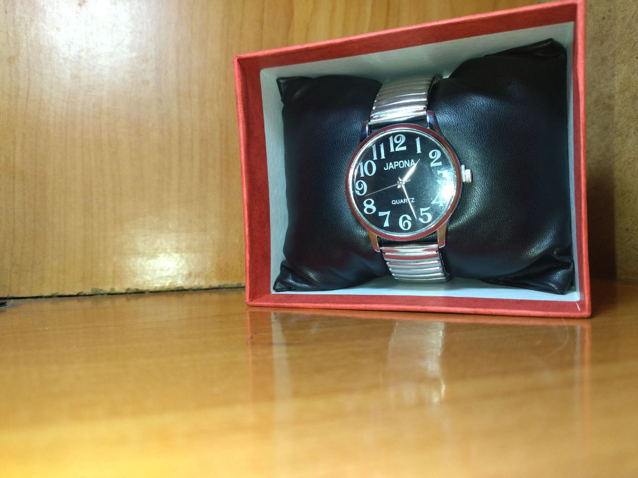 ساعة الزمن الجميل للوالدين